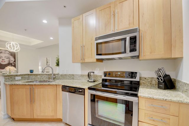 701 S Olive Avenue 1506, West Palm Beach, FL 33401