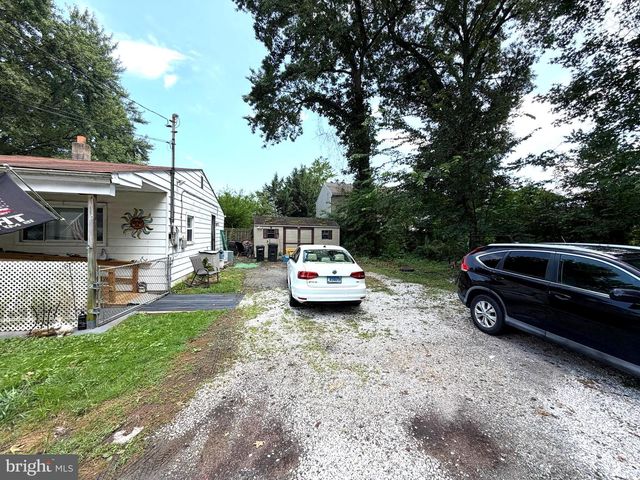 5 STREBOR RD, Baltimore, MD 21219