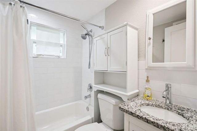 233 E CHURCH AVE, Longwood, FL 32750