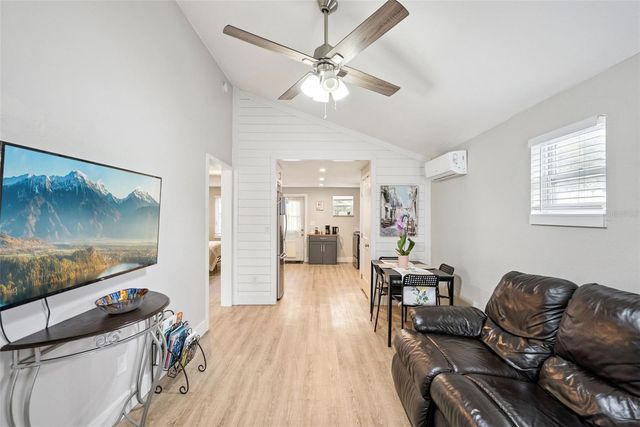 233 E CHURCH AVE, Longwood, FL 32750