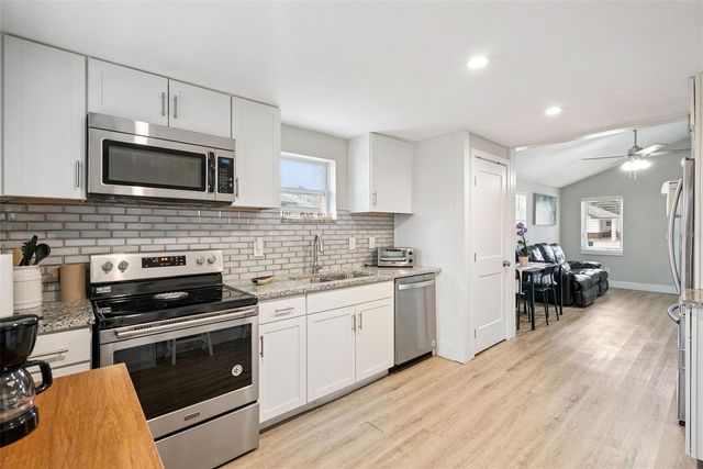 233 E CHURCH AVE, Longwood, FL 32750