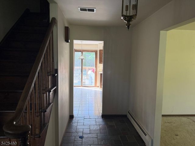 3 Matilda Ter, Montville Twp., NJ 07082