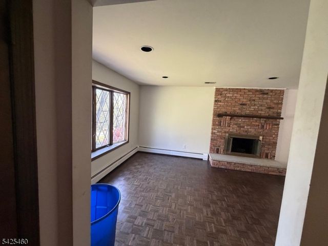 3 Matilda Ter, Montville Twp., NJ 07082