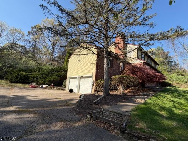 3 Matilda Ter, Montville Twp., NJ 07082