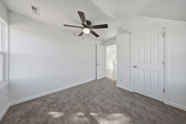 835 Bishop Avenue 2, Aurora, IL 60506