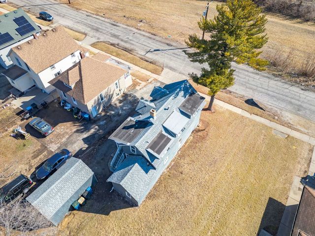 835 Bishop Avenue 2, Aurora, IL 60506