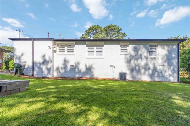 8151 Puckett St Street SW, Covington, GA 30014