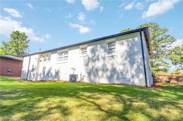 8151 Puckett St Street SW, Covington, GA 30014