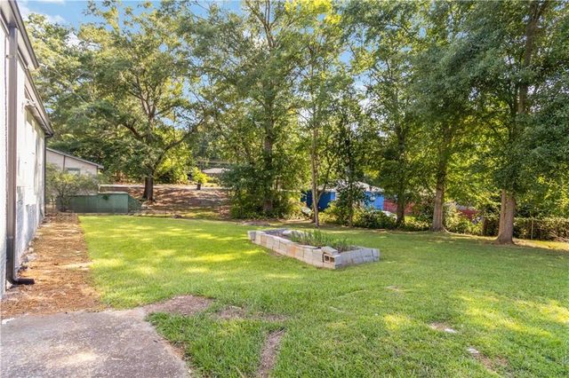 8151 Puckett St Street SW, Covington, GA 30014