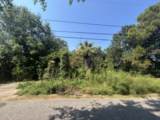 10107 Church Avenue, D'iberville, MS 39540