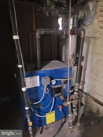 2012 NORTH ST, Harrisburg, PA 17103