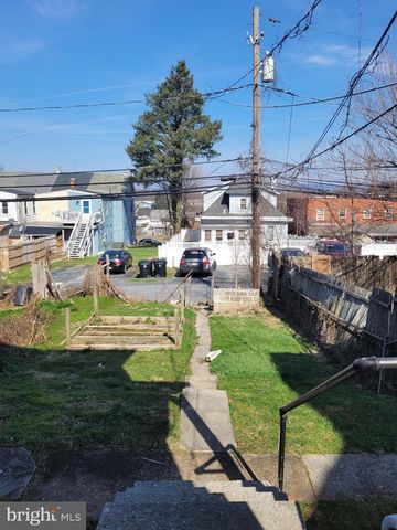 2012 NORTH ST, Harrisburg, PA 17103