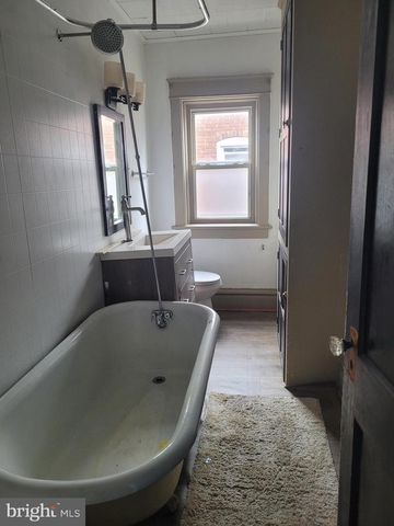 2012 NORTH ST, Harrisburg, PA 17103