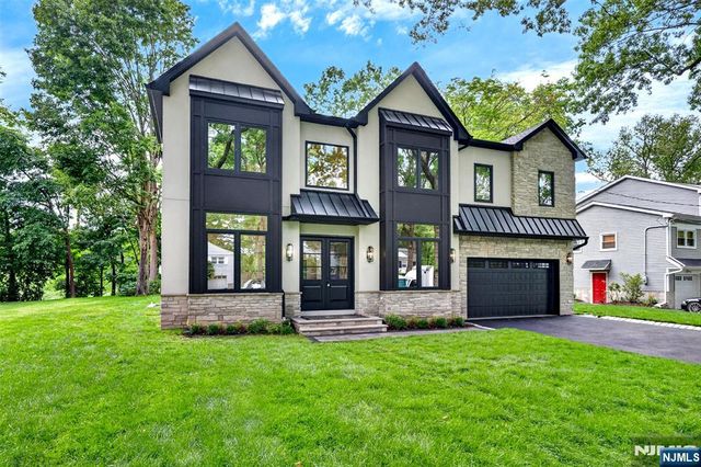 134 Morningside Road, Paramus, NJ 07652
