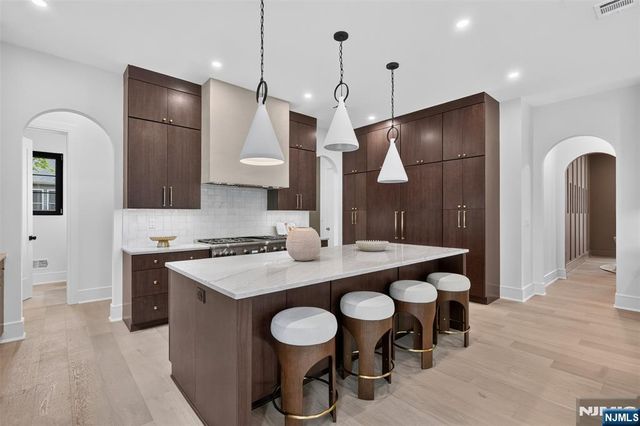 134 Morningside Road, Paramus, NJ 07652