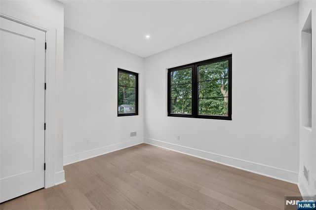 134 Morningside Road, Paramus, NJ 07652