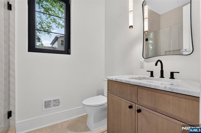 134 Morningside Road, Paramus, NJ 07652