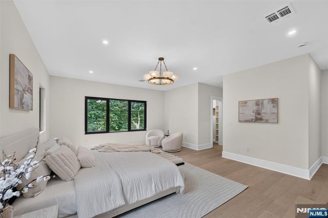 134 Morningside Road, Paramus, NJ 07652