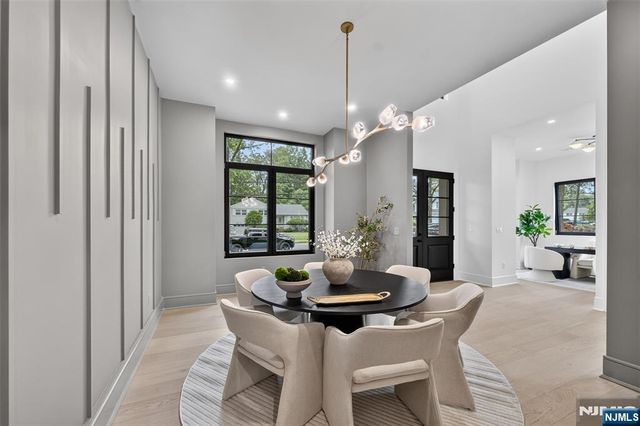 134 Morningside Road, Paramus, NJ 07652