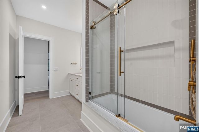 134 Morningside Road, Paramus, NJ 07652