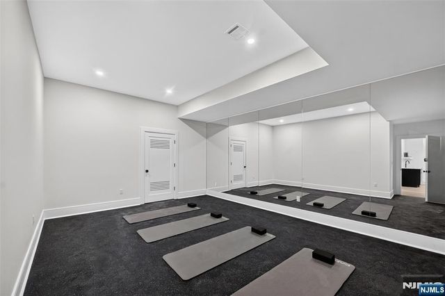 134 Morningside Road, Paramus, NJ 07652