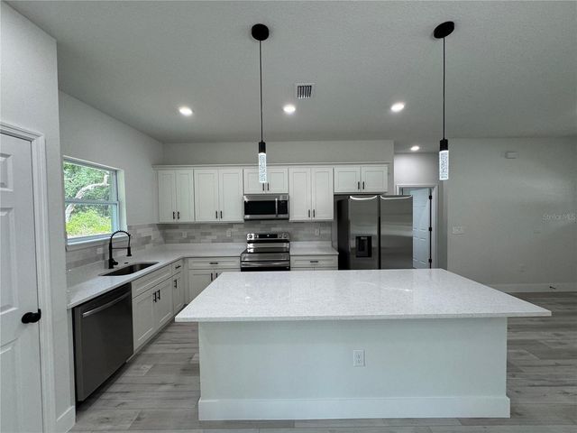 7751 N CREEK WAY, Citrus Springs, FL 34434