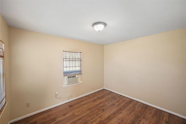 3521 Le Badie Street, Houston, TX 77026