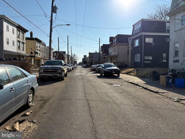 4660 PENN ST, Philadelphia, PA 19124