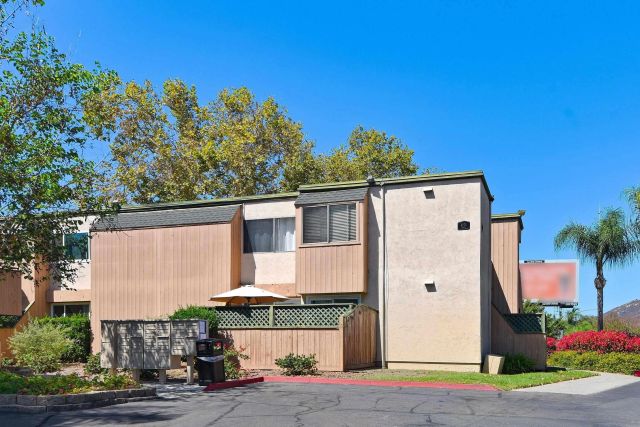8775 Navajo Rd 7, San Diego, CA 92119