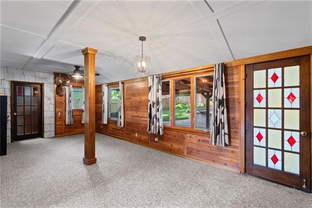 515 S 8th Street, Clinton, MO 64735