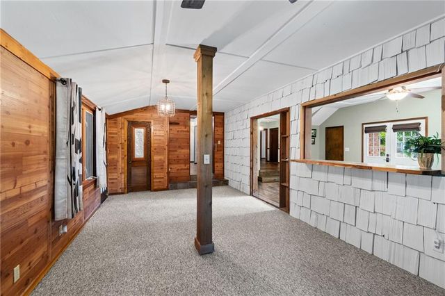 515 S 8th Street, Clinton, MO 64735