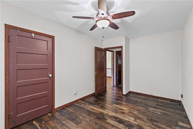 515 S 8th Street, Clinton, MO 64735