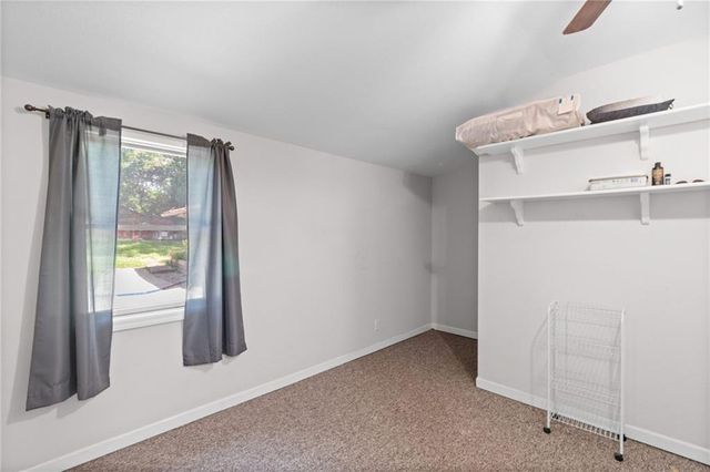 515 S 8th Street, Clinton, MO 64735