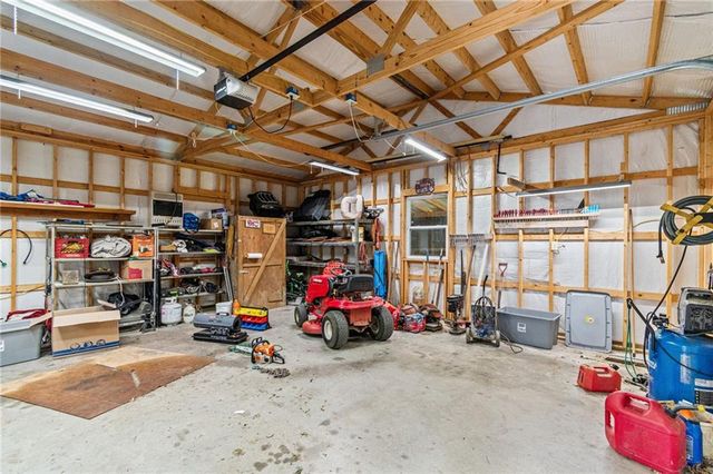 515 S 8th Street, Clinton, MO 64735