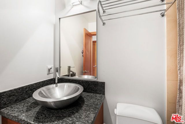 6415 Pacific Avenue C, Playa Del Rey (los Angeles), CA 90293