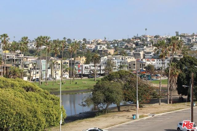 6415 Pacific Avenue C, Playa Del Rey (los Angeles), CA 90293