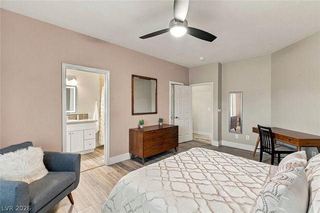 2060 Palm Canyon Court, Las Vegas, NV 89117