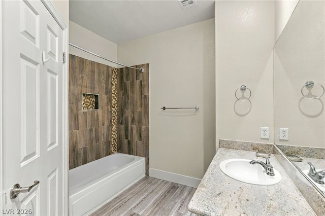 2060 Palm Canyon Court, Las Vegas, NV 89117