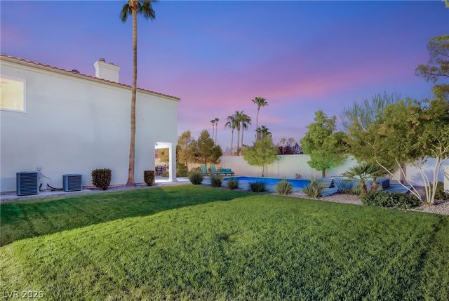 2060 Palm Canyon Court, Las Vegas, NV 89117