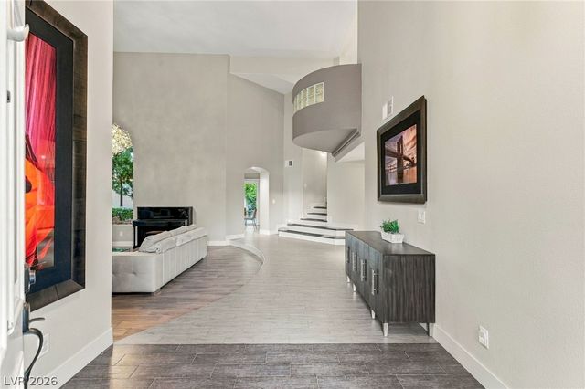 2060 Palm Canyon Court, Las Vegas, NV 89117