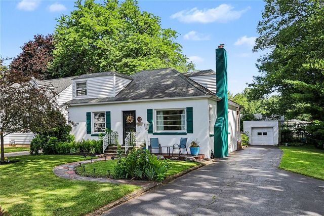 748 Eaton Road, Irondequoit, NY 14617