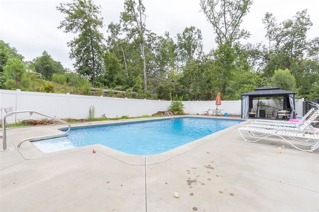 112 Brookside Circle, Honea Path, SC 29654