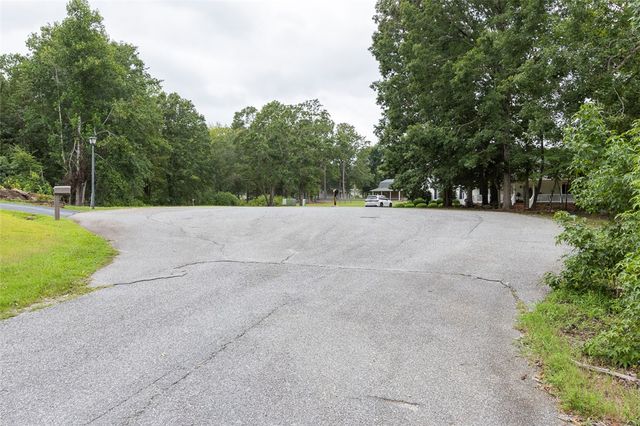 112 Brookside Circle, Honea Path, SC 29654