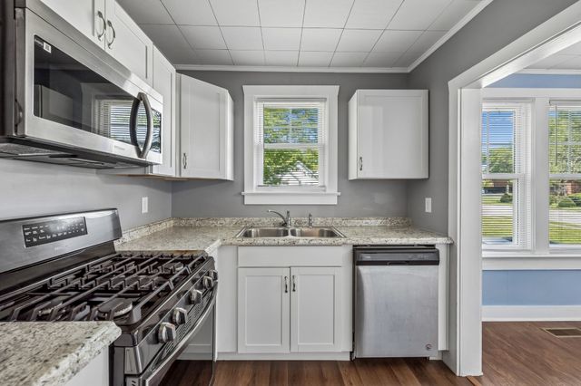 226 Cumberland Dr, Lebanon, TN 37087