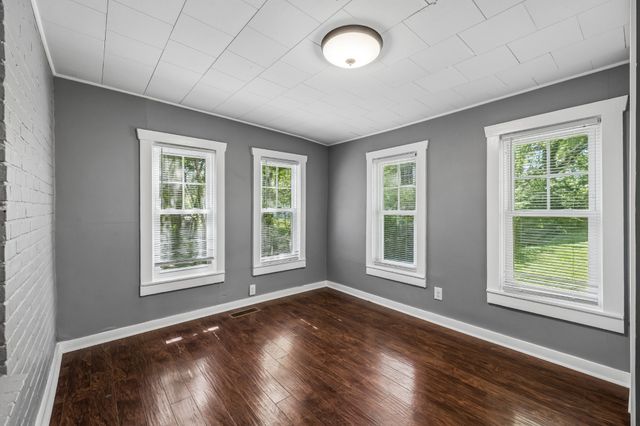 226 Cumberland Dr, Lebanon, TN 37087