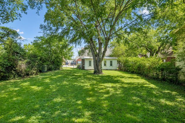 226 Cumberland Dr, Lebanon, TN 37087