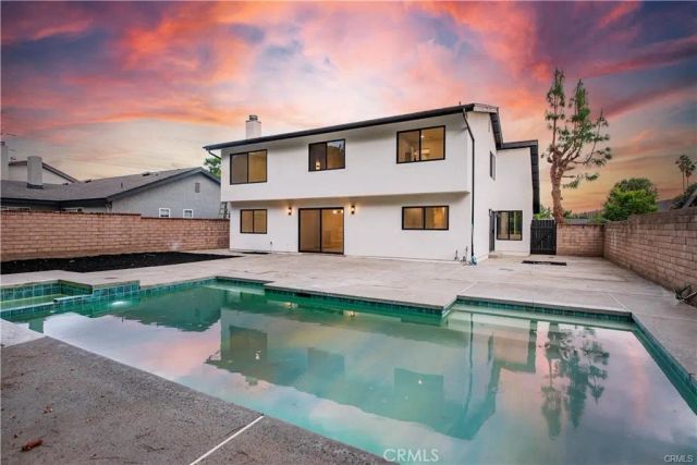 18611 Lassen, Northridge, CA 91324