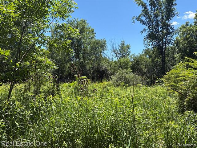 2983 N Harris Road, Ypsilanti, MI 48198