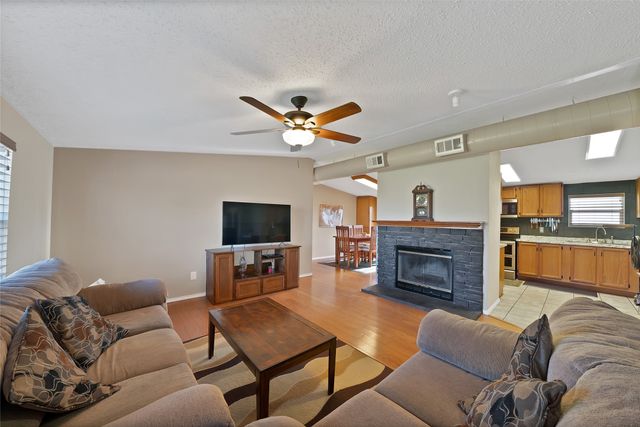 1300 Deborah Drive, Kaufman, TX 75142