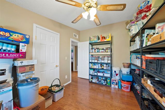 1300 Deborah Drive, Kaufman, TX 75142